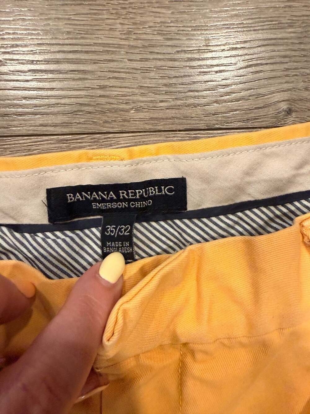 Banana Republic Emerson Chino Pants Men's 35x32 Yellow Cotton - Picture 2 of 8